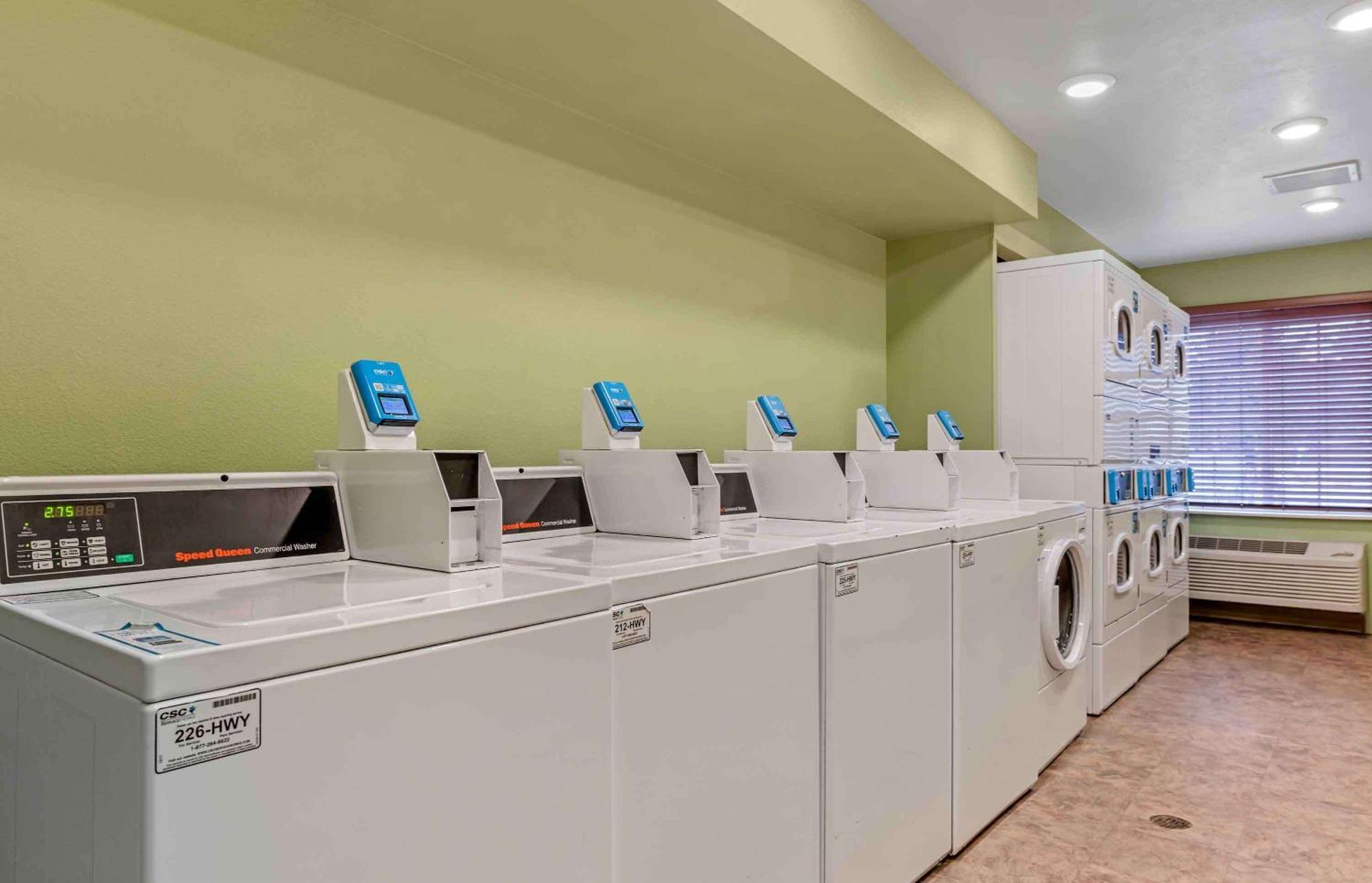 Extended Stay America Select Suites - Indianapolis - Greenwood Εξωτερικό φωτογραφία