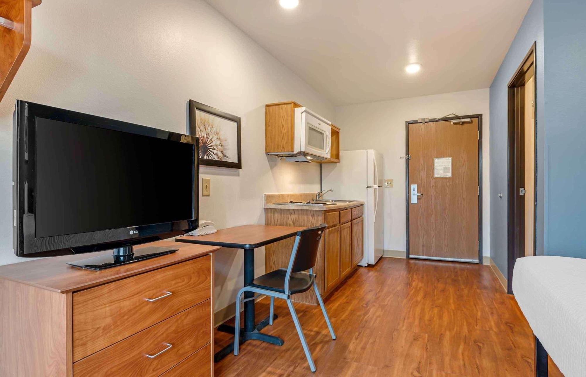 Extended Stay America Select Suites - Indianapolis - Greenwood Εξωτερικό φωτογραφία