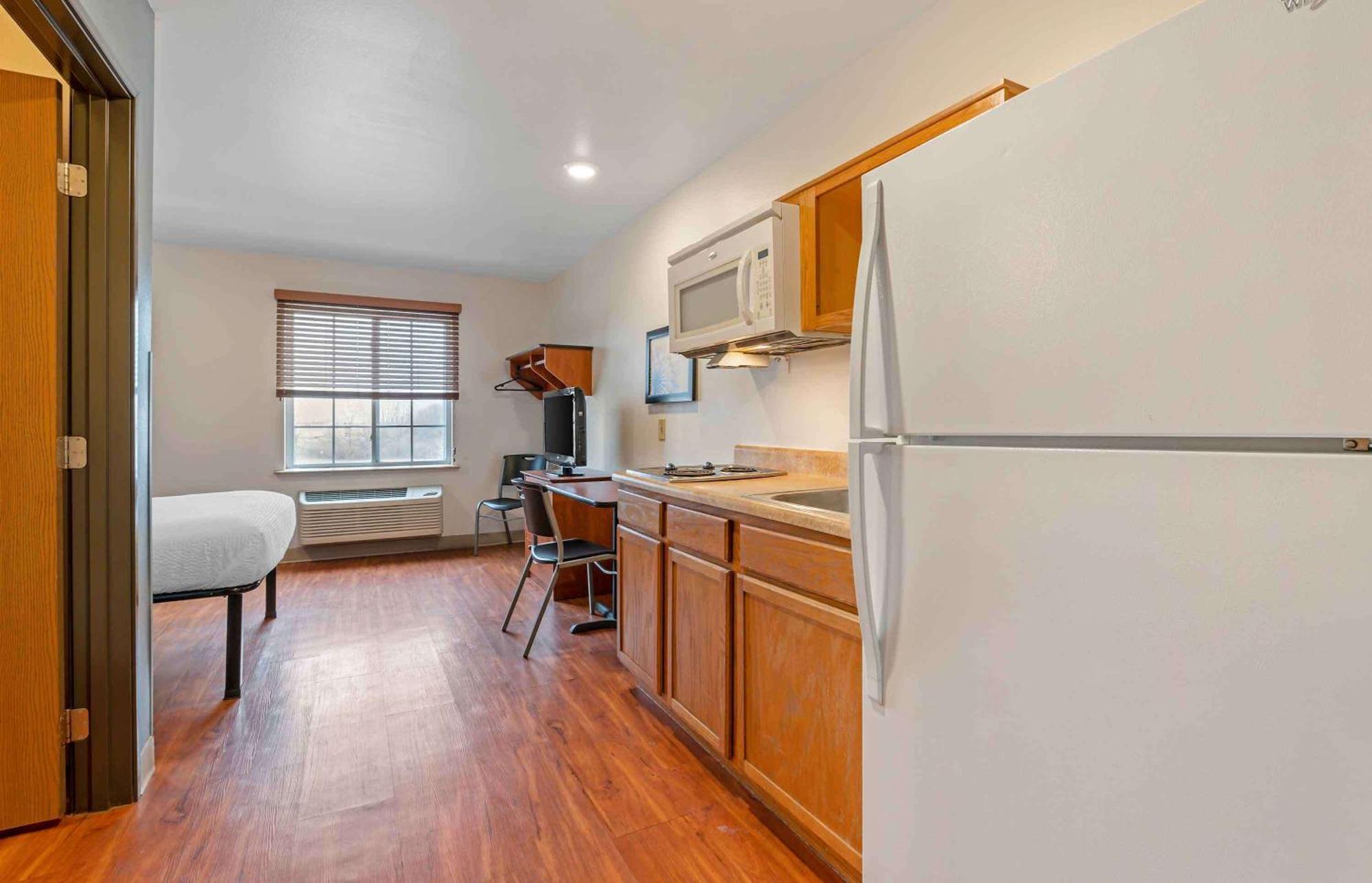 Extended Stay America Select Suites - Indianapolis - Greenwood Εξωτερικό φωτογραφία